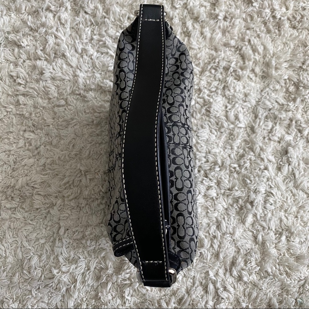 Coach Signature Handbag - Picture 4 of 9